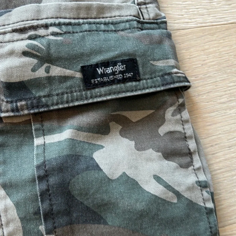Wrangler relaxed fit